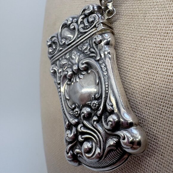 Antique Sterling Silver Repoussé Scroll Design Match Box Pendant 30" Ball & Pin - Picture 7 of 16